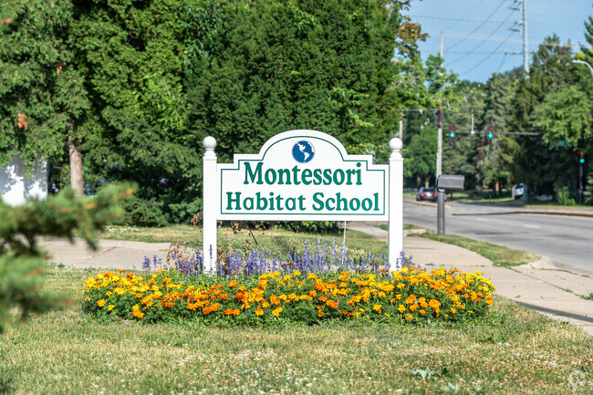 Montessori Habitat School is located in Champaign, IL.