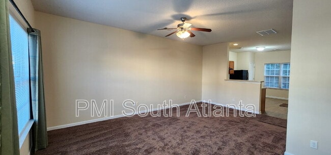 6864 Mountain Cir, Riverdale, GA 30274 - photo 3