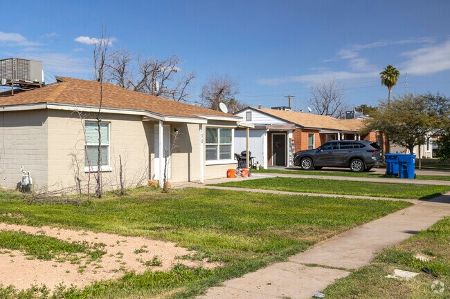 Modest ranch homes in Temple, Mesa are available at reasonable prices.