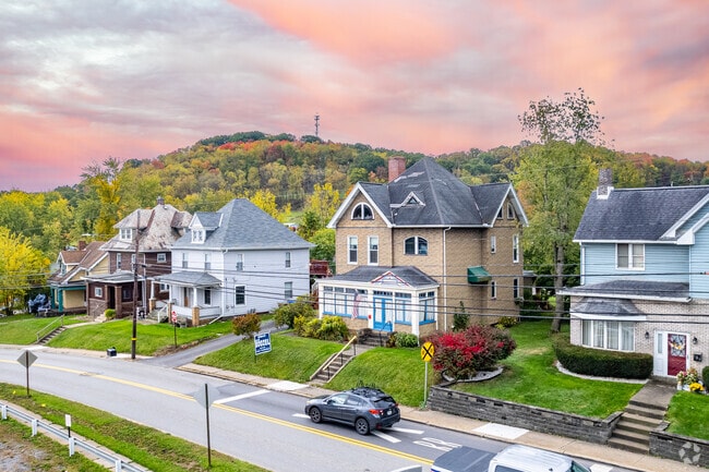 You may find a variety of colonial esq homes in Foward Township, PA.