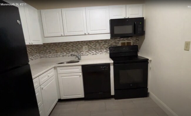 80 Monmouth St unit 101-710, Brookline, MA 02446 - photo 2