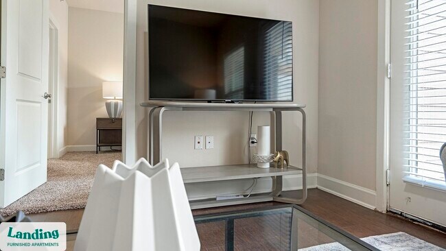 2745 Westpointe Dr unit 828.1405824, New Braunfels, TX 78132 - photo 5