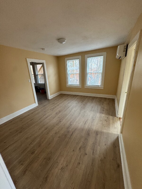 33 Crystal St unit 2, Southbridge, MA 01550 - photo 5