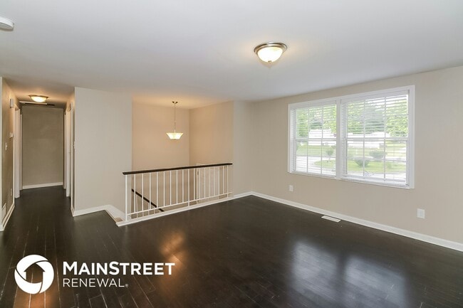 3100 Forestside Ct, Atlanta, GA 30349 - photo 2