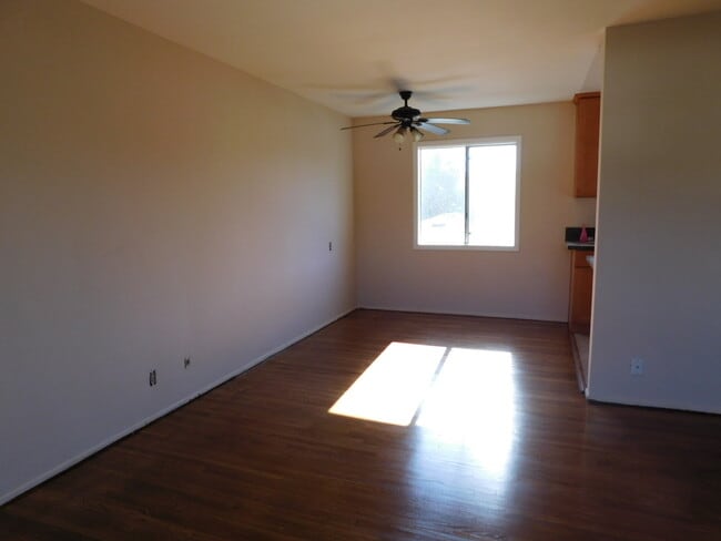 1700 W Victory Blvd unit 1702 F, Burbank, CA 91506 - photo 7