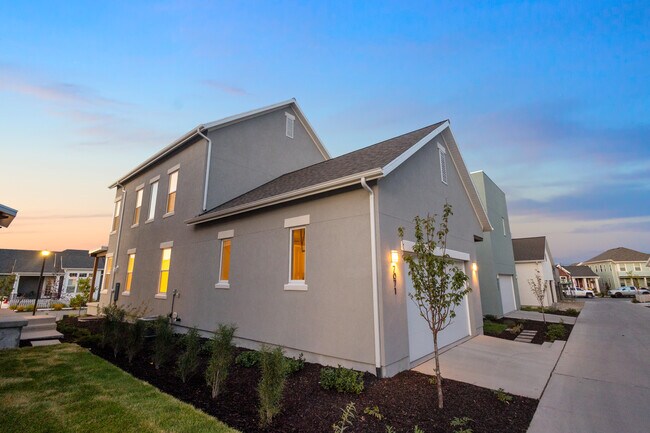 6667 W Lake Ave unit 36922360, South Jordan, UT 84009 - photo 5