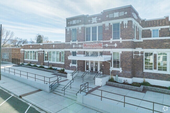 Winnemucca Grammar School