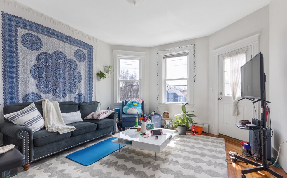 248 Summer St unit 1, Somerville, MA 02143 - photo 1