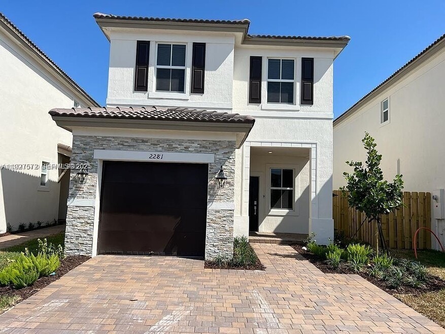 2281 NW 131st Cir, Miami, FL 33167 - photo 1