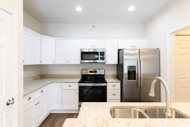 The Perch on Woodbrook, Charlottesville, VA 22901 - photo 3