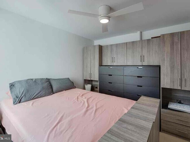 2422 17th St NW unit 204, Washington, DC 20009 - photo 7