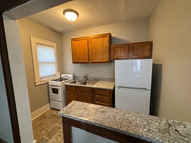 The Acacia, Des Moines, IA 50312 - photo 3