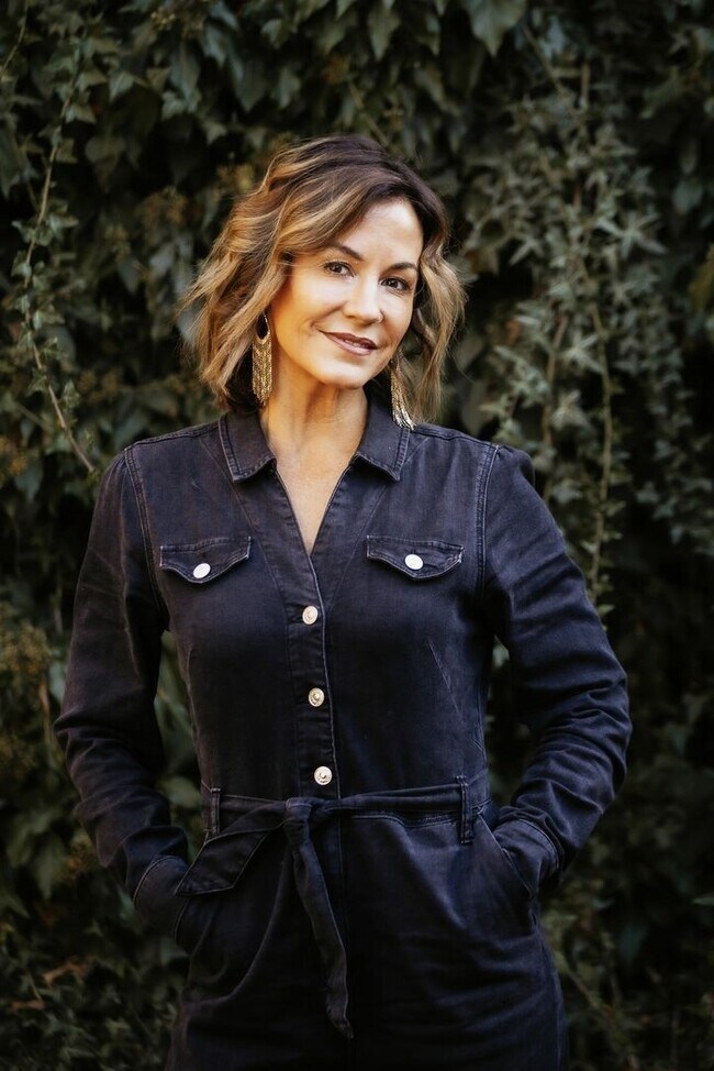 Leah Hyland
