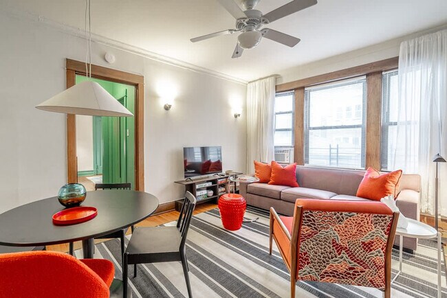 3761 N Wayne Ave unit ID1360070P, Chicago, IL 60613 - photo 2