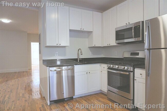 39 Bradley St, Somerville, MA 02145 - photo 4