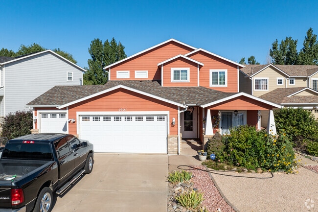There are plenty of multi-level homes in Lake Minnequa.