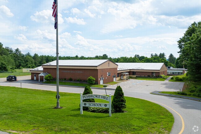 Pembroke Hill School is a elementary school serving grades K-4.