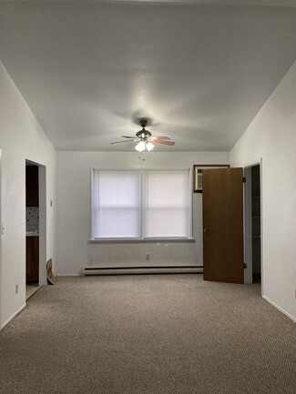 327 M St Unit 4, Edwardsville, IL 62025