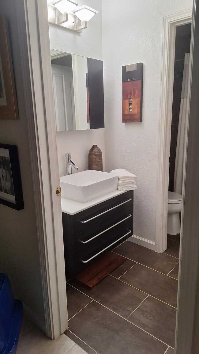 10422 Donner Ave, Stockton, CA 95209 - photo 5