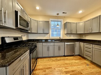16 Melbourne St Unit 1, Boston, MA 02124