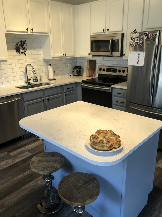 8105 E 11th Ave Unit 3c, Denver, CO 80220