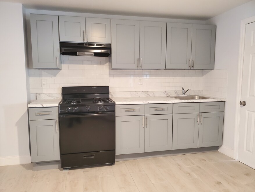 45 Fleming Ave 3