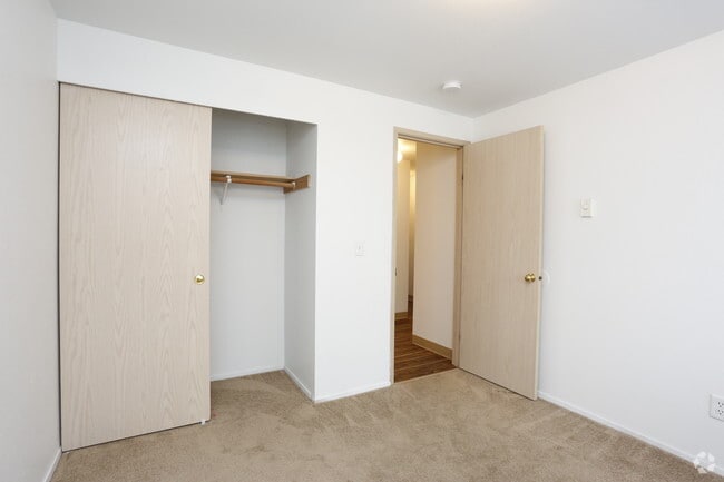 Olympic Pointe Apartments, Port Orchard, WA 98366 - photo 6