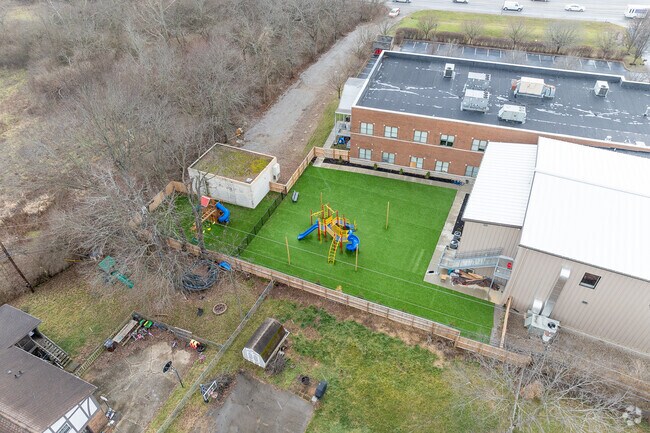 Lexington Universal Academy is the only full-time Islamic school in Lexington with Pre-K to 8th.