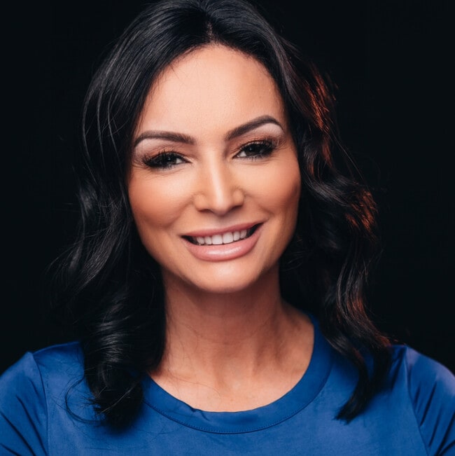 Angelica Zaper