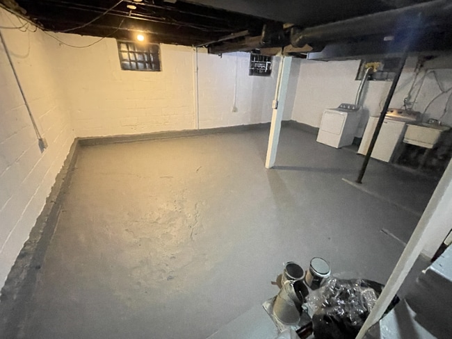 16 Victory Dr unit 18, Pontiac, MI 48342 - photo 7