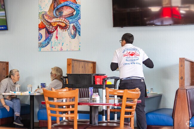San Francisco Bay Restaurant offers locals tasty, fresh seafood in Paradise Valley East.