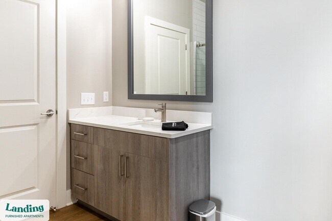 10800 Colonial Gtwy Dr unit 2-116.1409681, Fort Myers, FL 33913 - photo 2