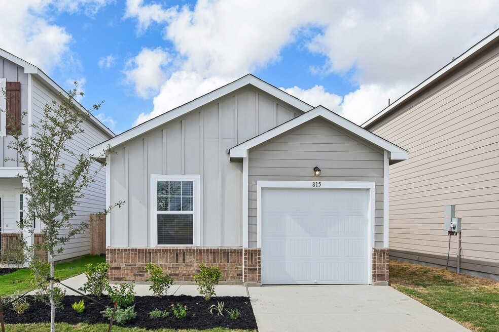 5206 Thistle Place, San Antonio, TX 78222 - photo 1