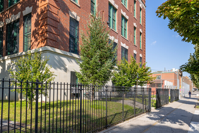 P.S. 16 the Nancy Debenedittis School is in a residential area.