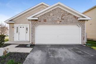 4880 Grimm Dr, Lockbourne, OH 43137