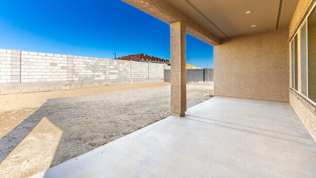 20276 W Catalina Dr, Buckeye, AZ 85396 - photo 3