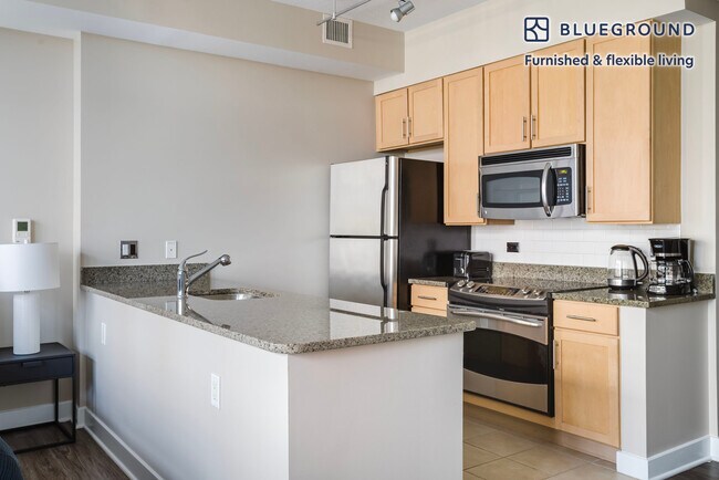 443 New York Ave NW unit FL7-ID876, Washington, DC 20001 - photo 6