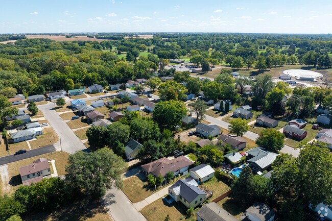 Good Shepherd is just a short drive from Downtown Waterloo.