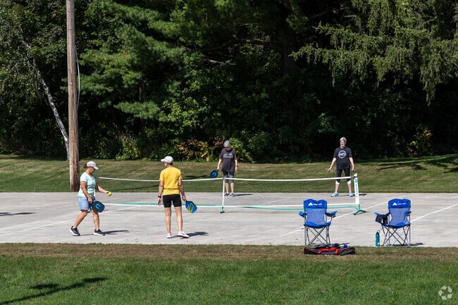 Covered Bridge Park has pickleball courts.