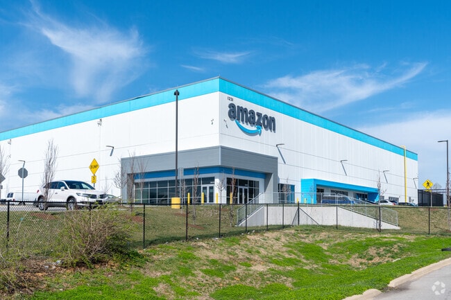 Amazon has a facility that is near West Buechel.