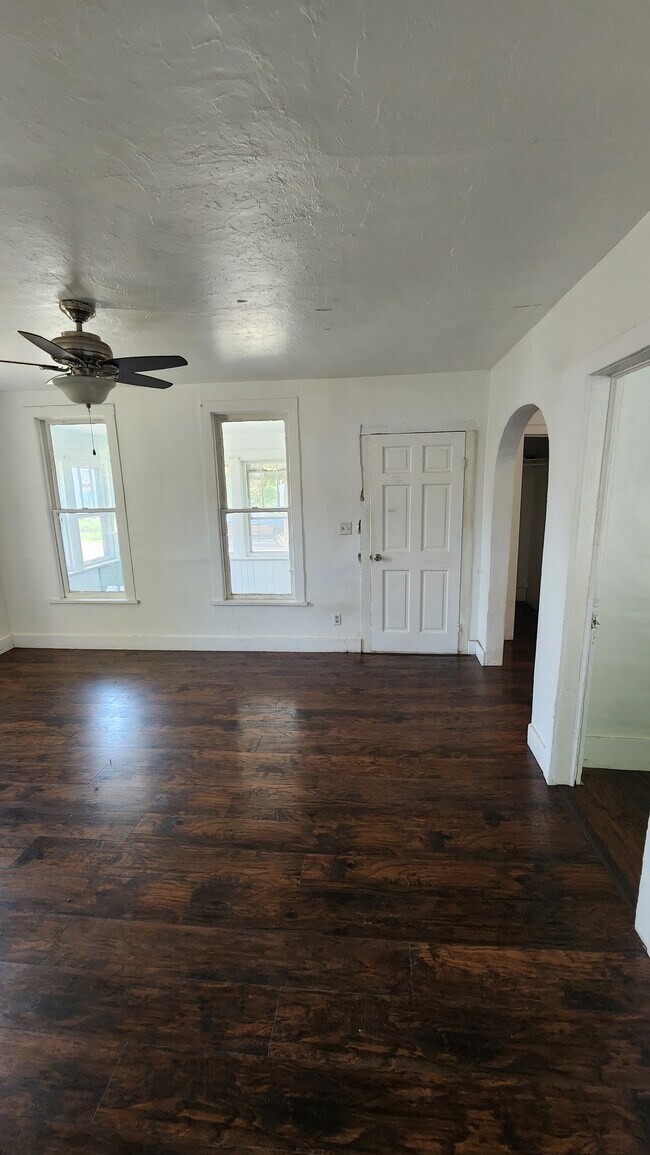 110 Webster St unit lower, Dunkirk, NY 14048 - photo 6