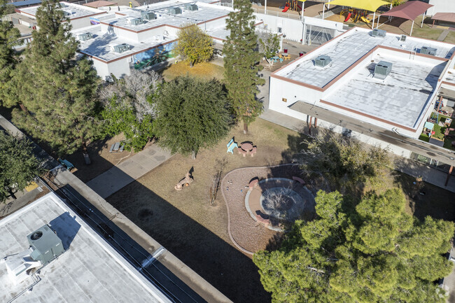Phoenix’s Garfield Elementary School gets an overall grade of C- from Niche.com.