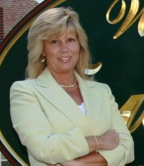 Linda Fawcett