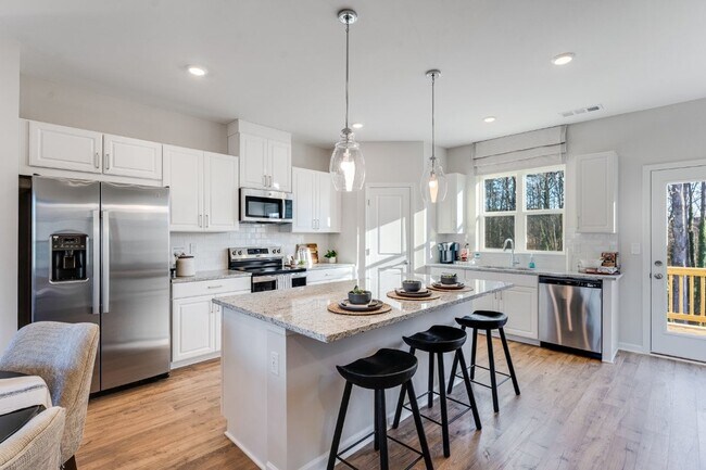 5716 Schelton Place SE, Mableton, GA 30126 - photo 7