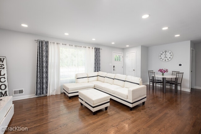 1521 Maple Ave, Downers Grove, IL 60515 - photo 6