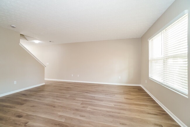 2563 Bristlecone Ln, Grove City, OH 43123 - photo 7