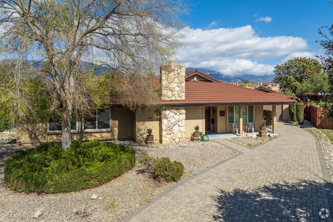 Homes in Chaparral are mostly of the midcentury ranch style.
