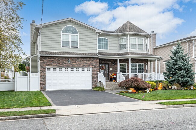 In Massapequa a Colonial like this can go as high as $2.5 million along the waterfront.