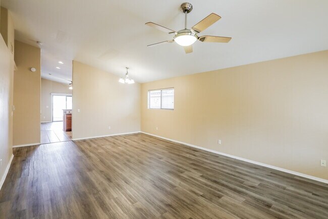10581 E Feltleaf Willow Trail, Tucson, AZ 85747 - photo 4