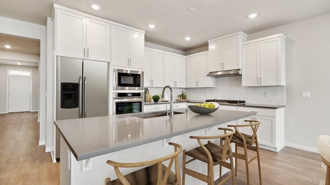 2603 S 6th Way, Ridgefield, WA 98642 - photo 2